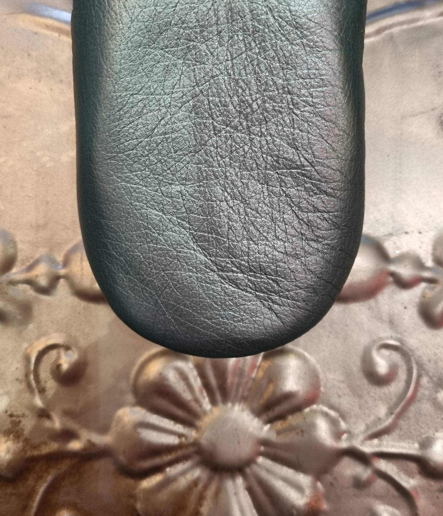 Soft leather metallic slippers