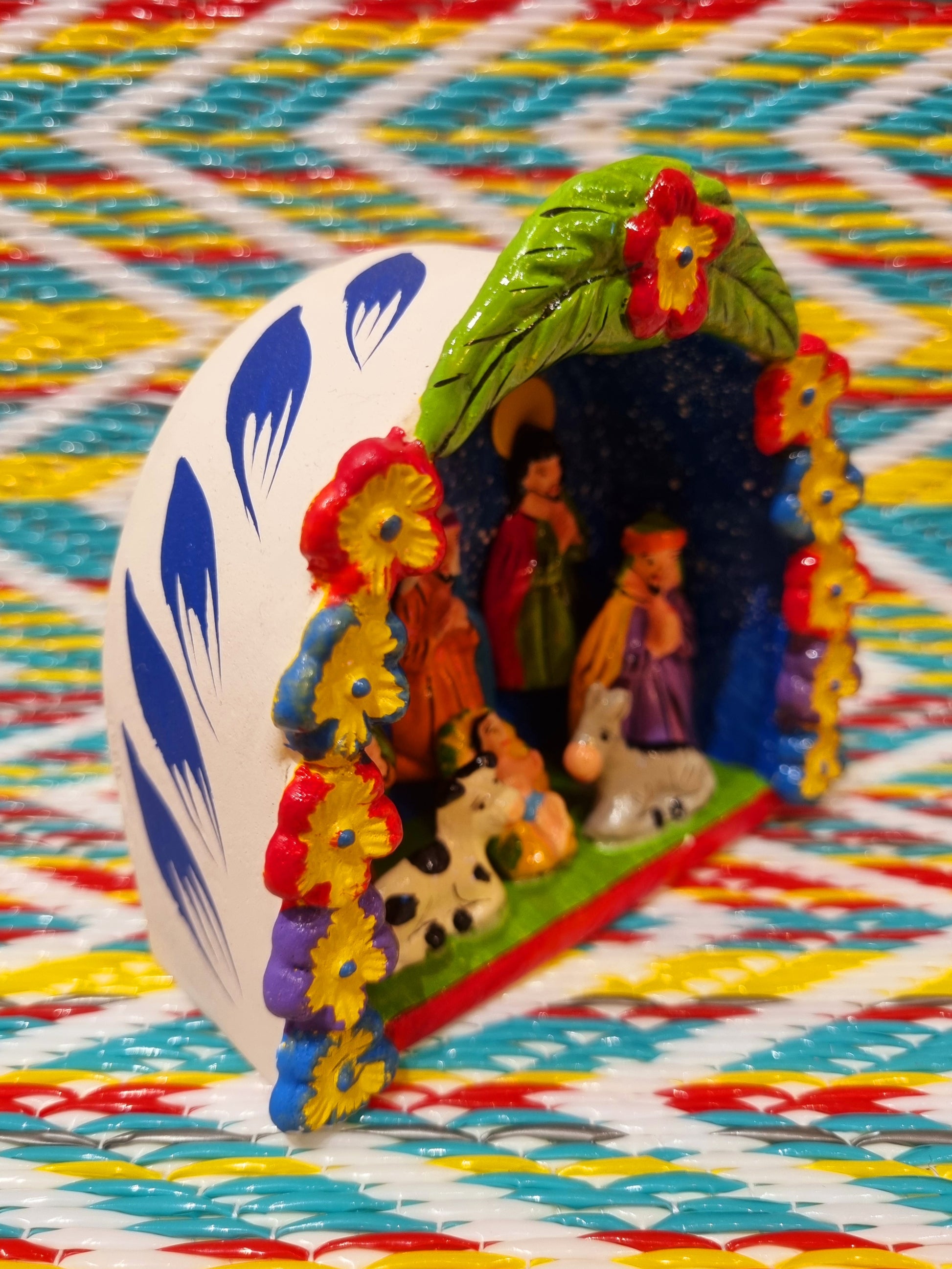 Large Peruvian nativity