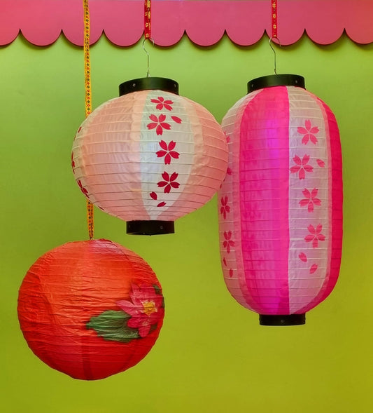 Asian floral prettiest lampshades,these all give a lovely soft  light when lit or can just be hung as a party decoration!

Paper lotus shade , 30 x 30 x 30 cm 

Polyester pale pink blossom shade 30 x 30 x 30 cm

Polyester hot pink blossom shade 25 x 25 x 50 cm

Internal wire hangar, use with LED bulb.

 

