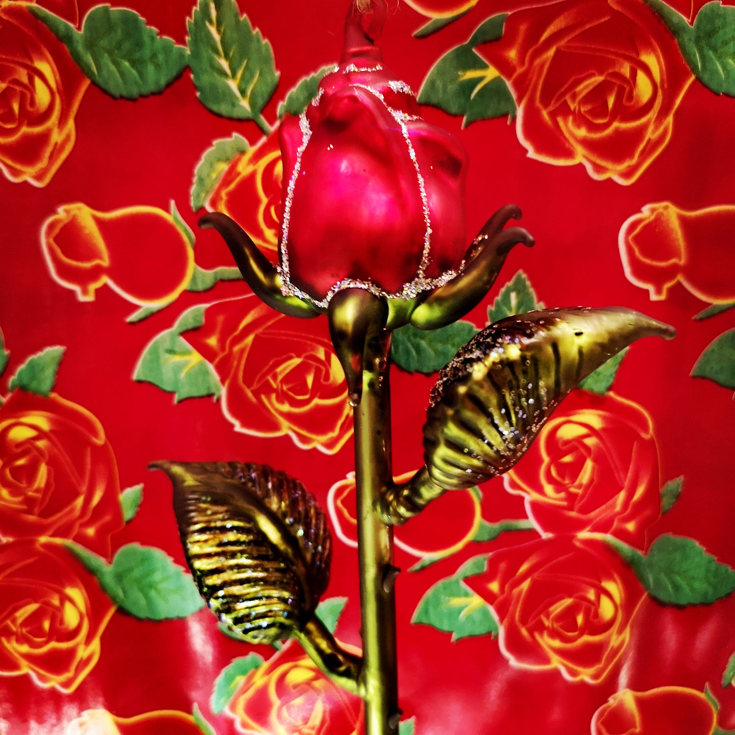 Wild rose decoration