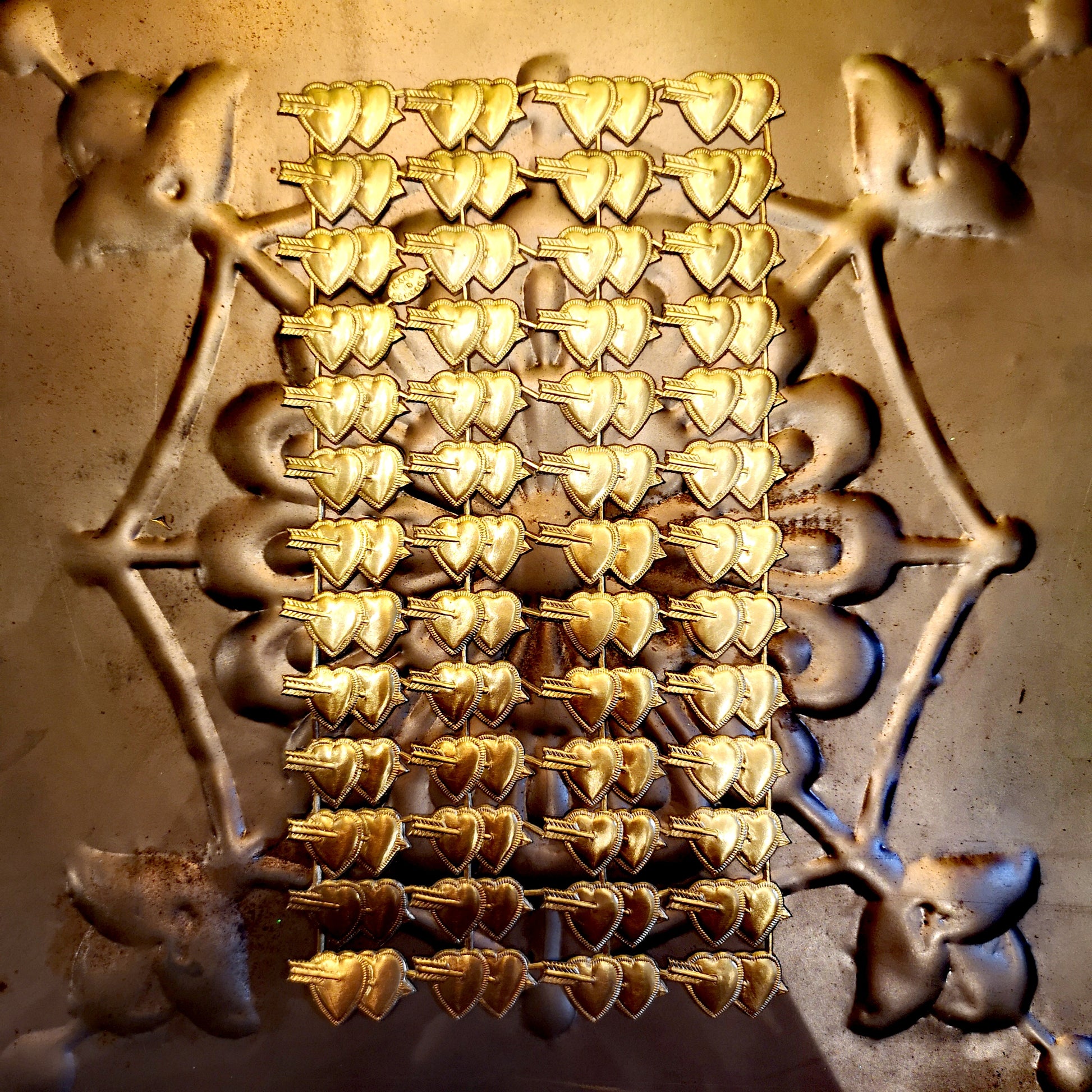 Embossed card motifs in sheets hearts