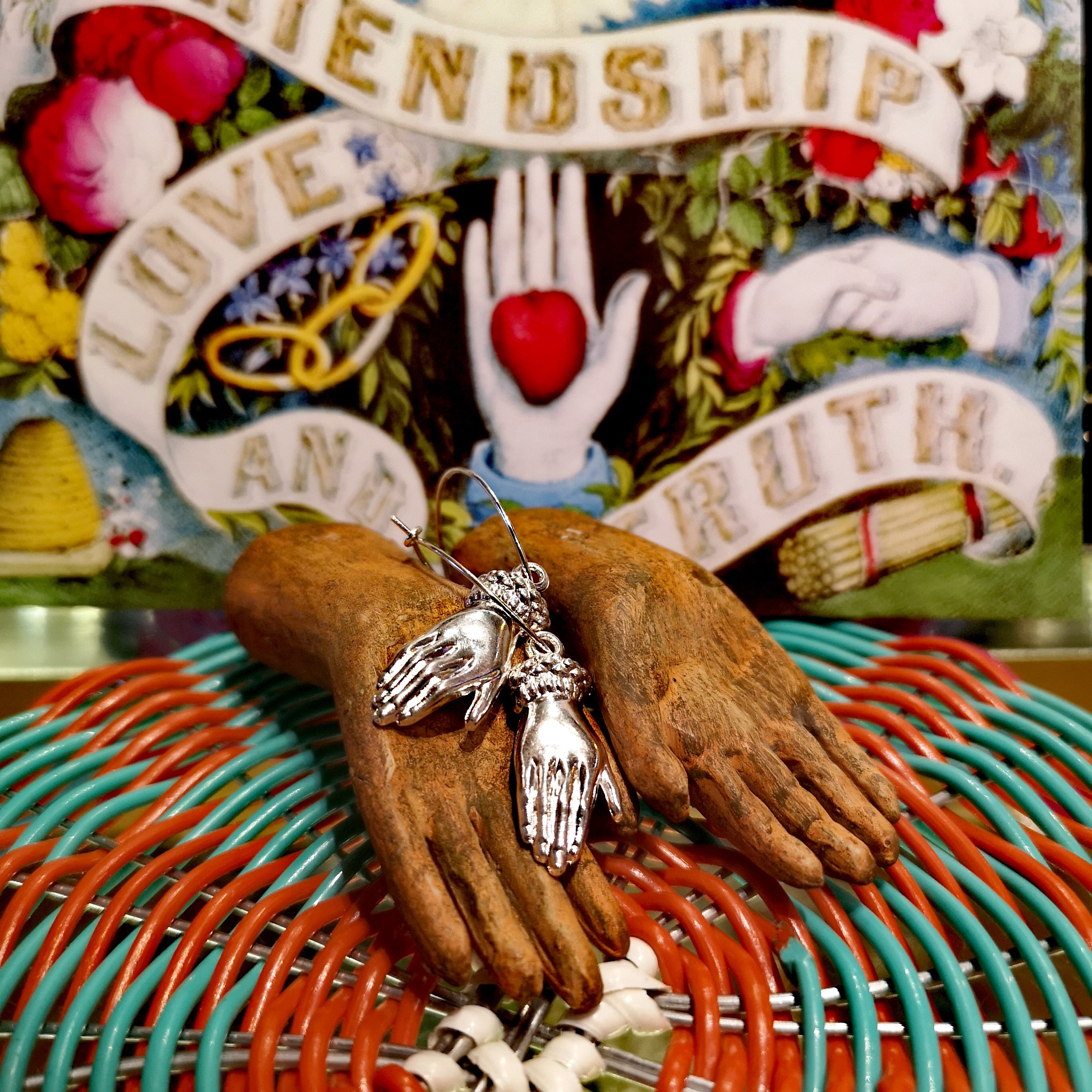 Hand hoops
