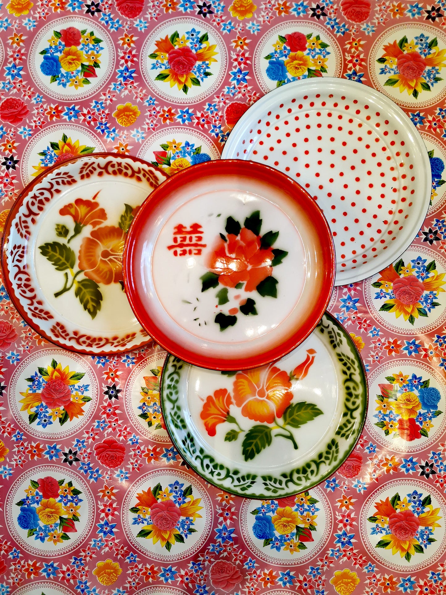 Enamel Trays traditionally used in Thailand, China and Vietnam to mention but a few!

Gorgeous decorative uses as well as practical!

