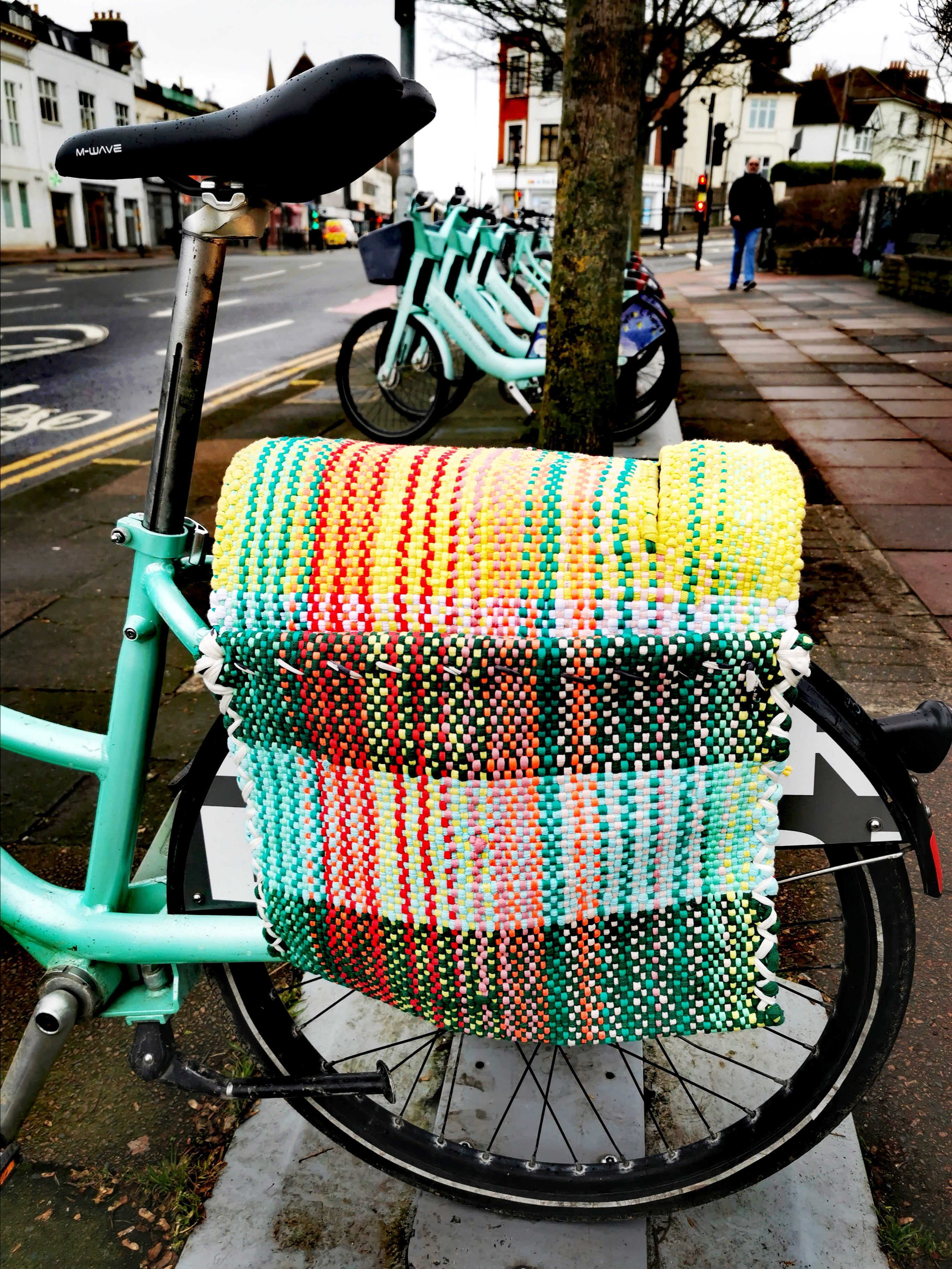 Handwoven in Iran, these bike panniers are just gorgeous and all are unique.Strong and washable, these are also fab on the sofa for keeping your books, magazines and remote/games chuff in too!!

95cm x 42cm

Pocket depth 33cm

Recycled /excess Polycotton and Jersey string

Washable on 30 degrees 

