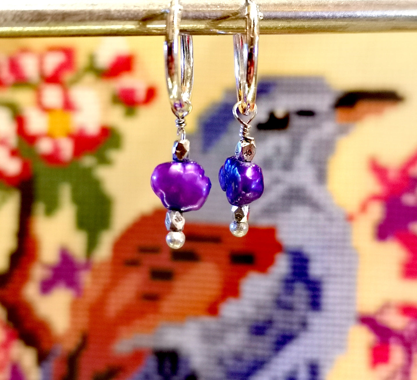 Dyed freshwater pearl hoops