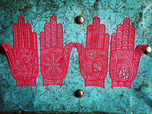 Gorgeous patterns can be made with these fabulous rubber stencils usually used for applying henna to hands in India for festivals and celebrations, but are also super useful for using with paint, printing ink, spraypaint, fabric paint, glazes or even cake decoration!!

Get creating!!

Sold as a set of 4 different designs, 2 left hands, 2 right hands. Designs vary from pics above. 

Small size 17cm x 9cm

Large size 19cm x 10cm

Washable




