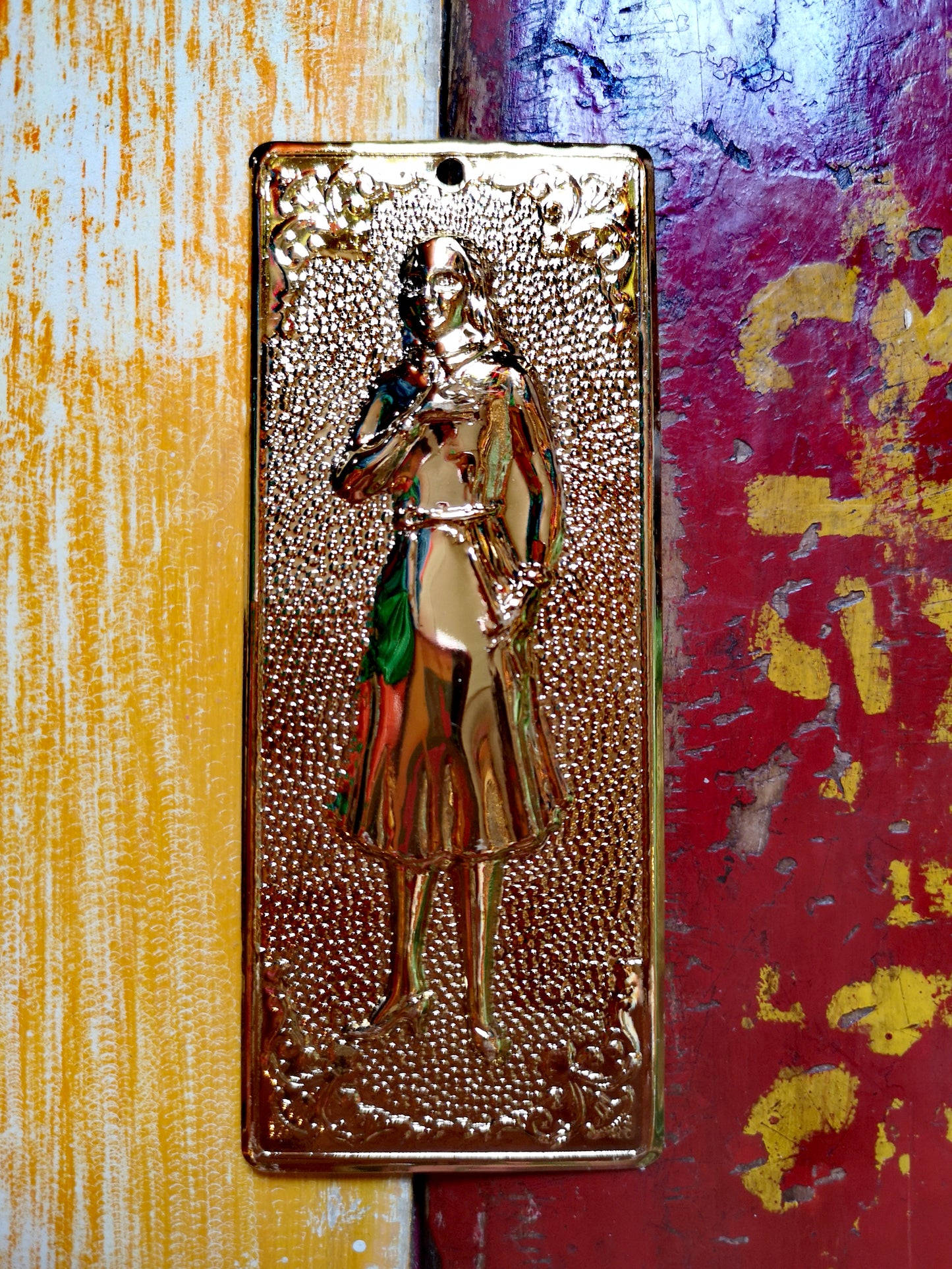 Gold plated votive