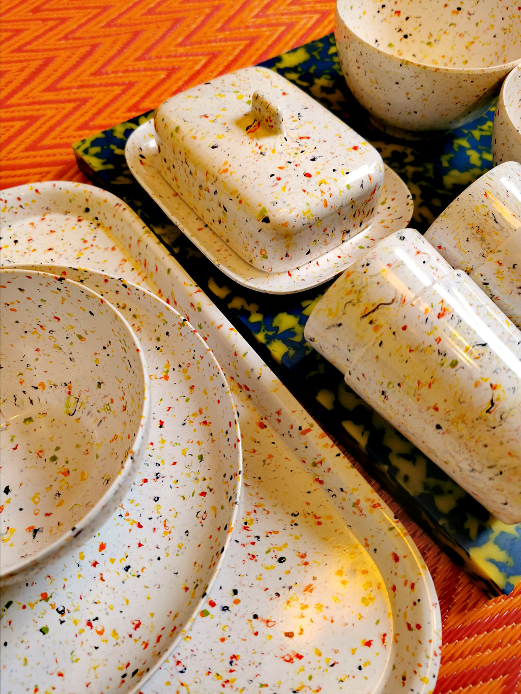 Glorious vintage style every day beauty! Super practical and beautiful Melamine kitchen and tableware in glorious speckled terrazzo colours. Perfect for picnics and camping too. 

Dishwasher safe melamine

