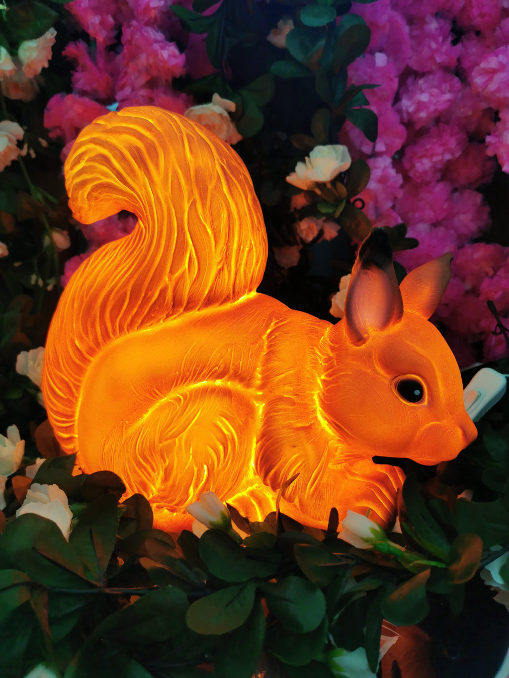 Sweet squirrel lights for a bit of forest fairytale folklore magic to your home🍄.Kids love them for a nightlight too. 

Made in Germany. 

Led light UK plug. 

25cm long, 25cm high, 16cm wide

 


