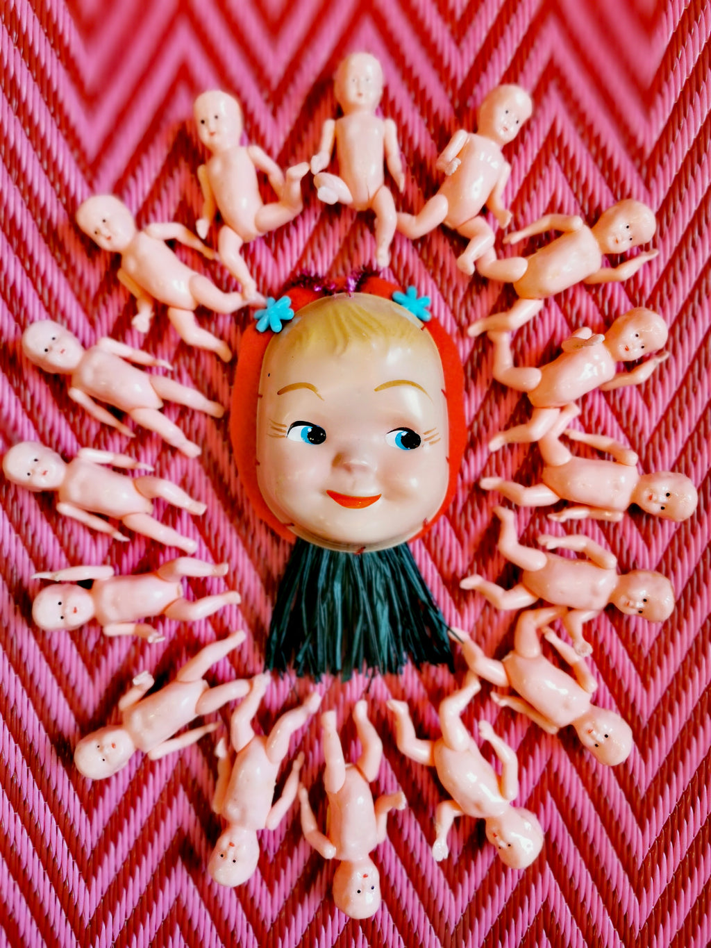 A selection of three fabulous types of 1950s  babies, literally, what more could you ask of us??

Plastic

Small jointed 6.5cm

Medium finger in mouth 7cm

Large eyes right 10cm

