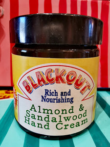 Blackout creams made with essential oils