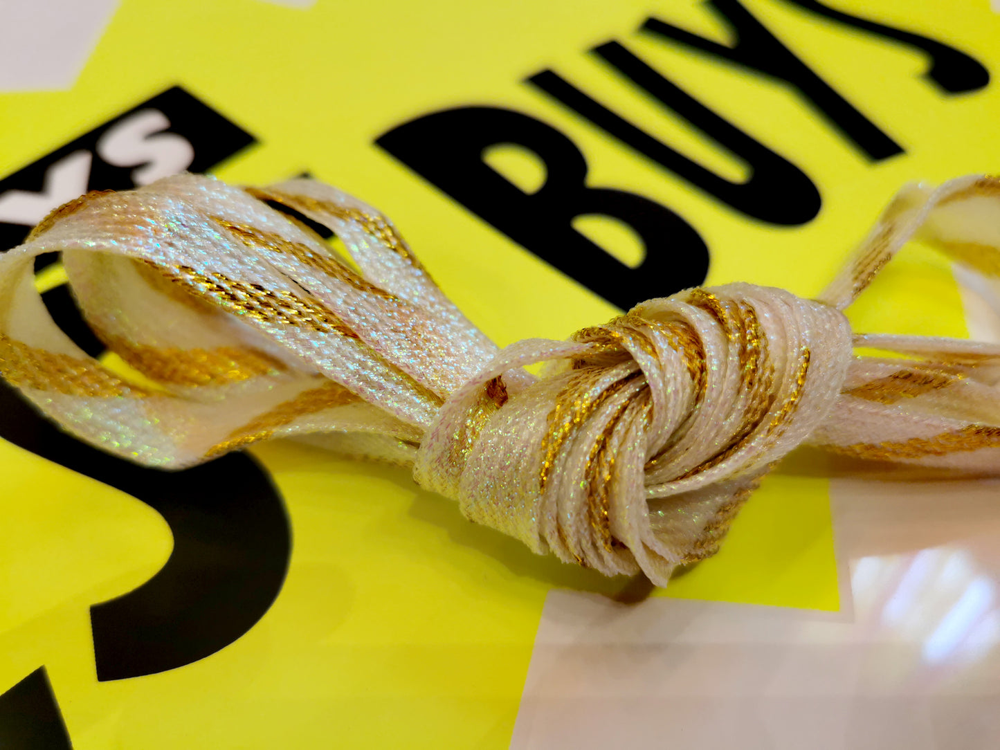 Glitter metallic shoelaces