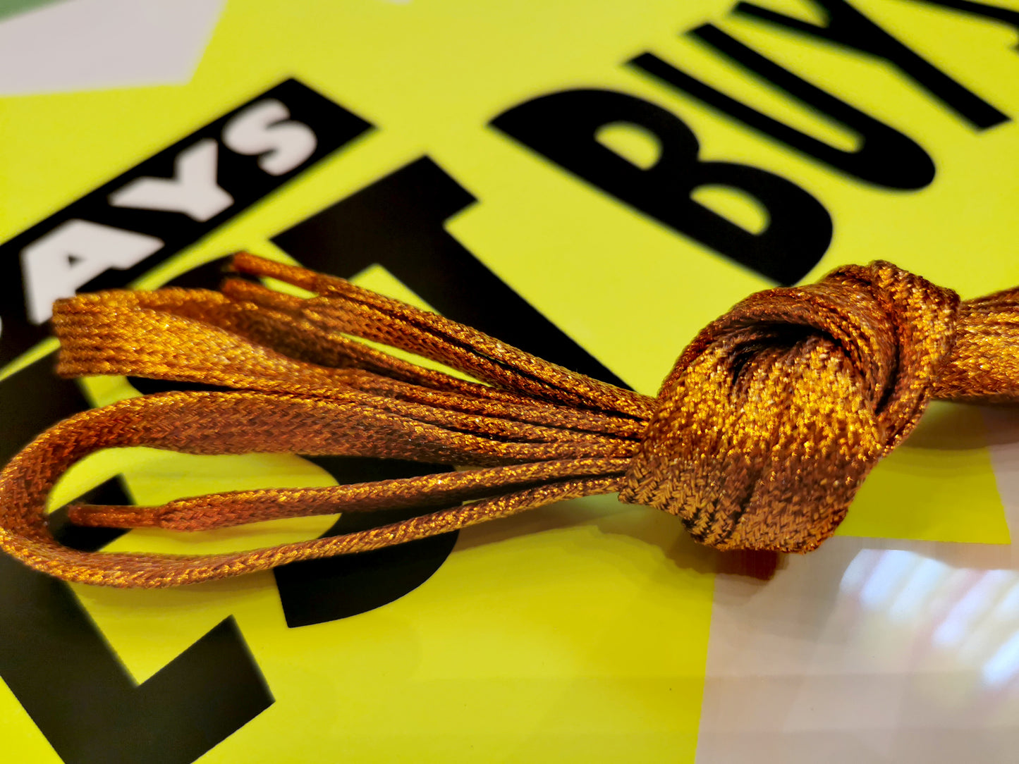 Glitter metallic shoelaces