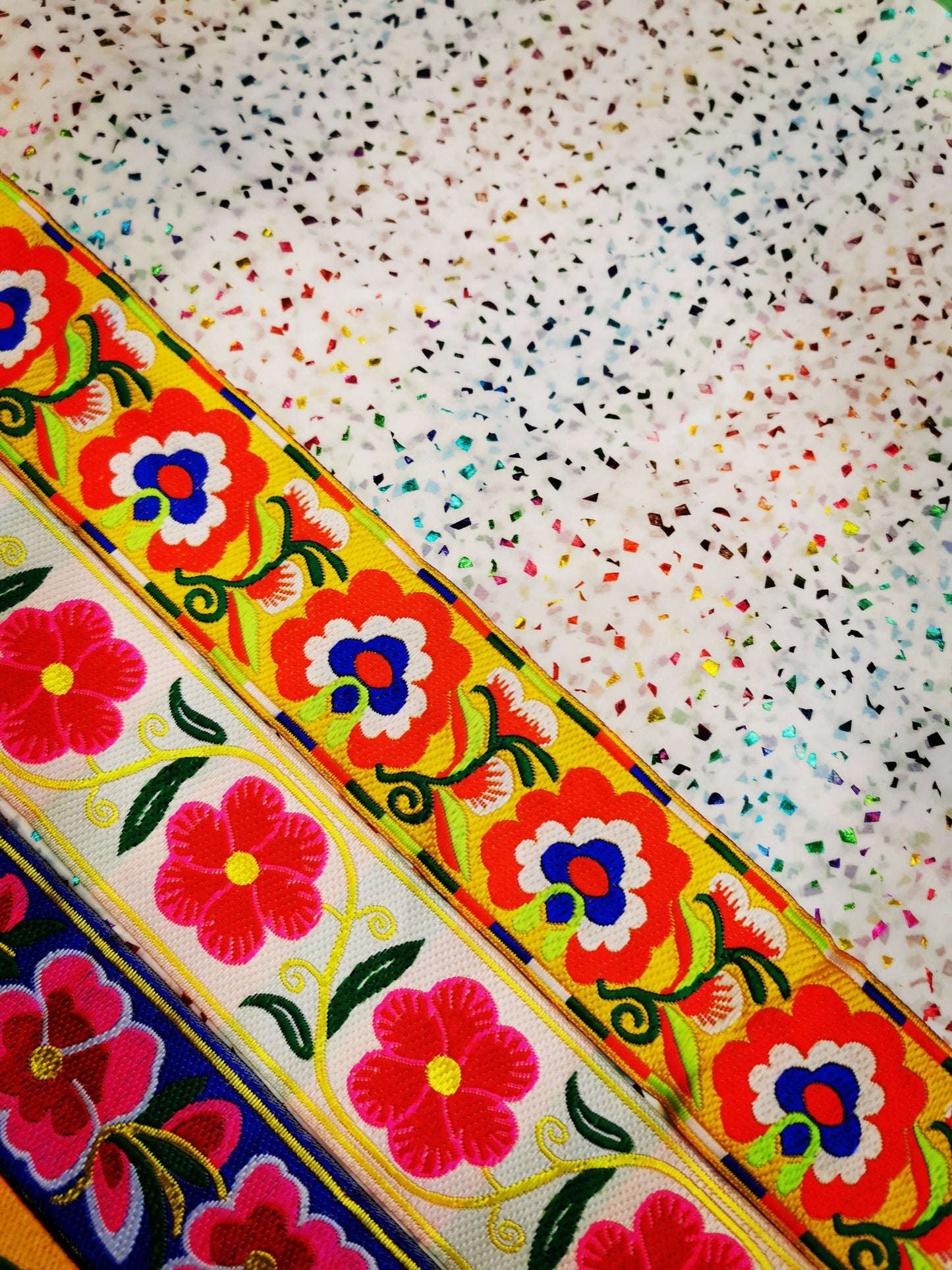 Metallic rainbow tissue wrap