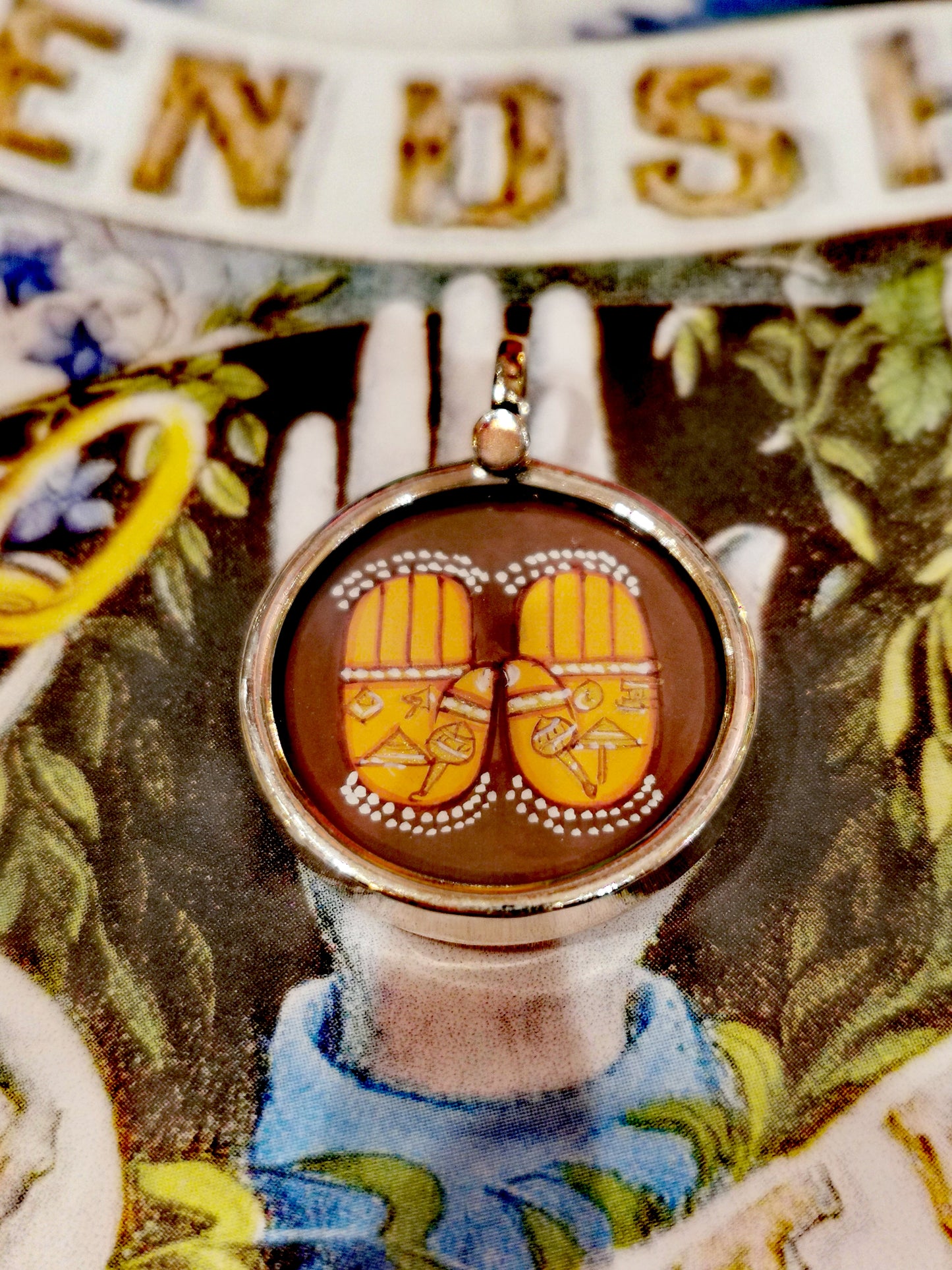 Hands and Eyes protective pendants