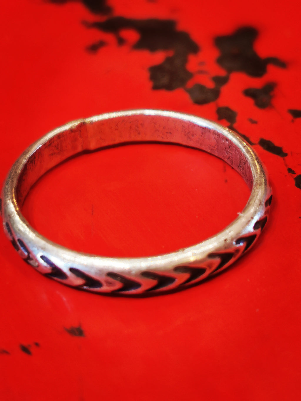Karen hill tribe silver has a higher content of silver, at 99.5-99.9% compared with sterling silver at 92.5%. This allows the silver to wear and soften differently from standard sterling silver. Many of the Karen ring designs stack together beautifully. All pieces are hand made and hand finished using traditional methods.


 

An all time favourite design, not too chunky but still has a nice weight and fits almost as if they were made to be worn together with the profile and arrow rings.

