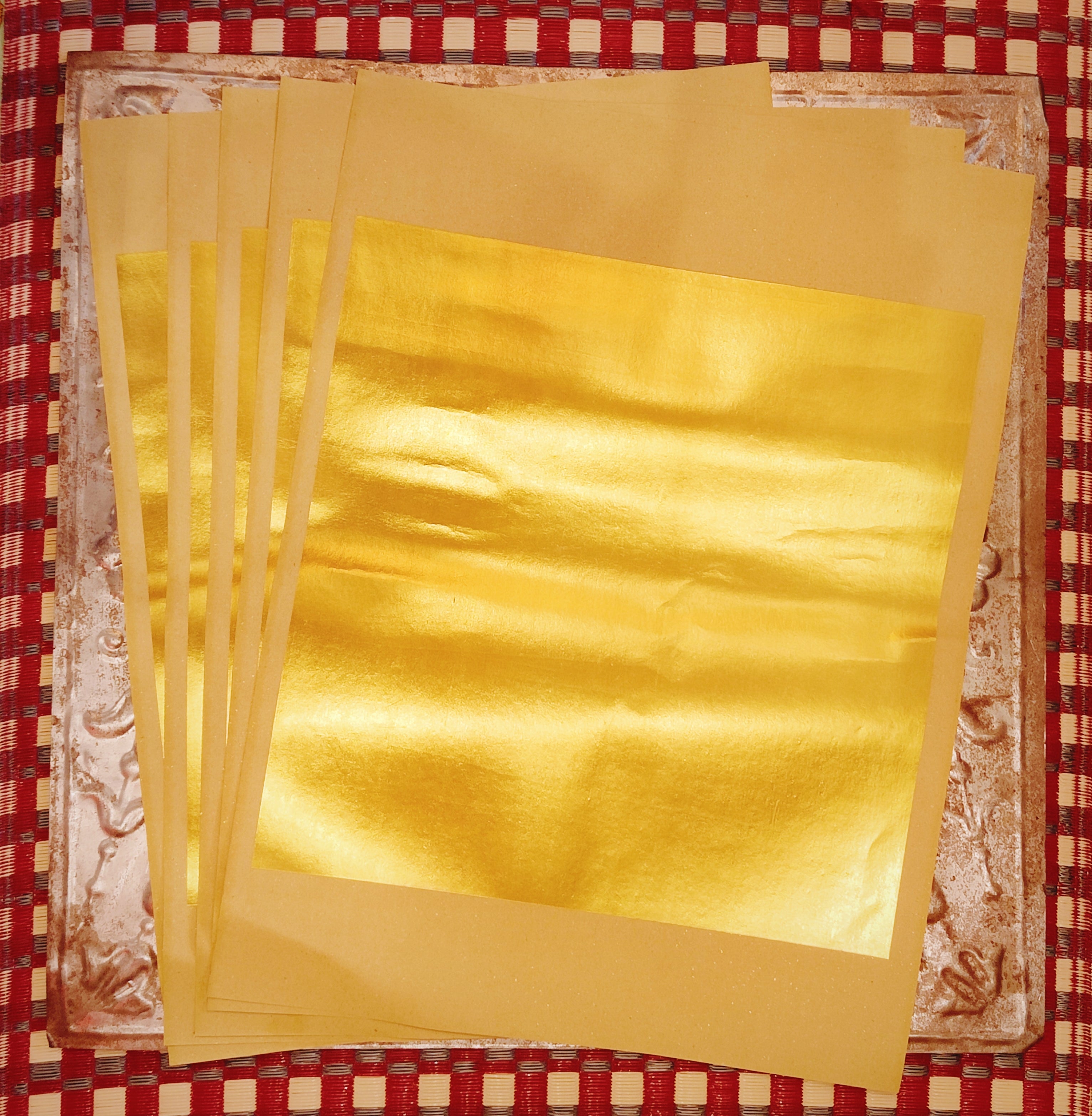 Temple gold giftwrap