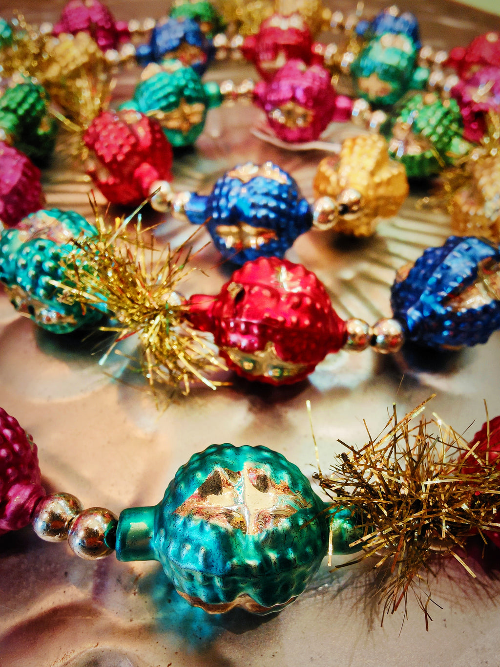  

Vintage mid century style atomic glass bead garlands perfect for your christmas tree or mantle,and it probably will  just stay up for all year looking gorgeous!

Approx 2 metres x 2.5 cm. 

Fragile,handle with care


Cody Foster and Co. Cody Foster garland . Vintage mercury glass garland . Atomic garland