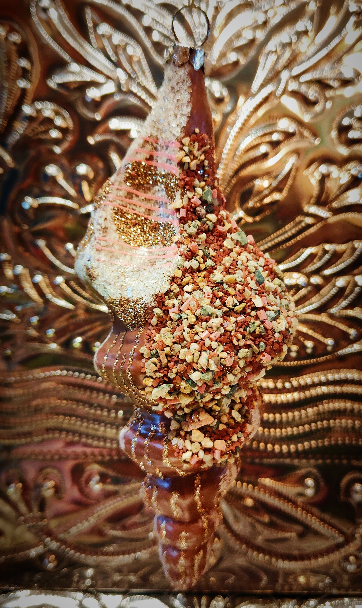 Kitsch seashells