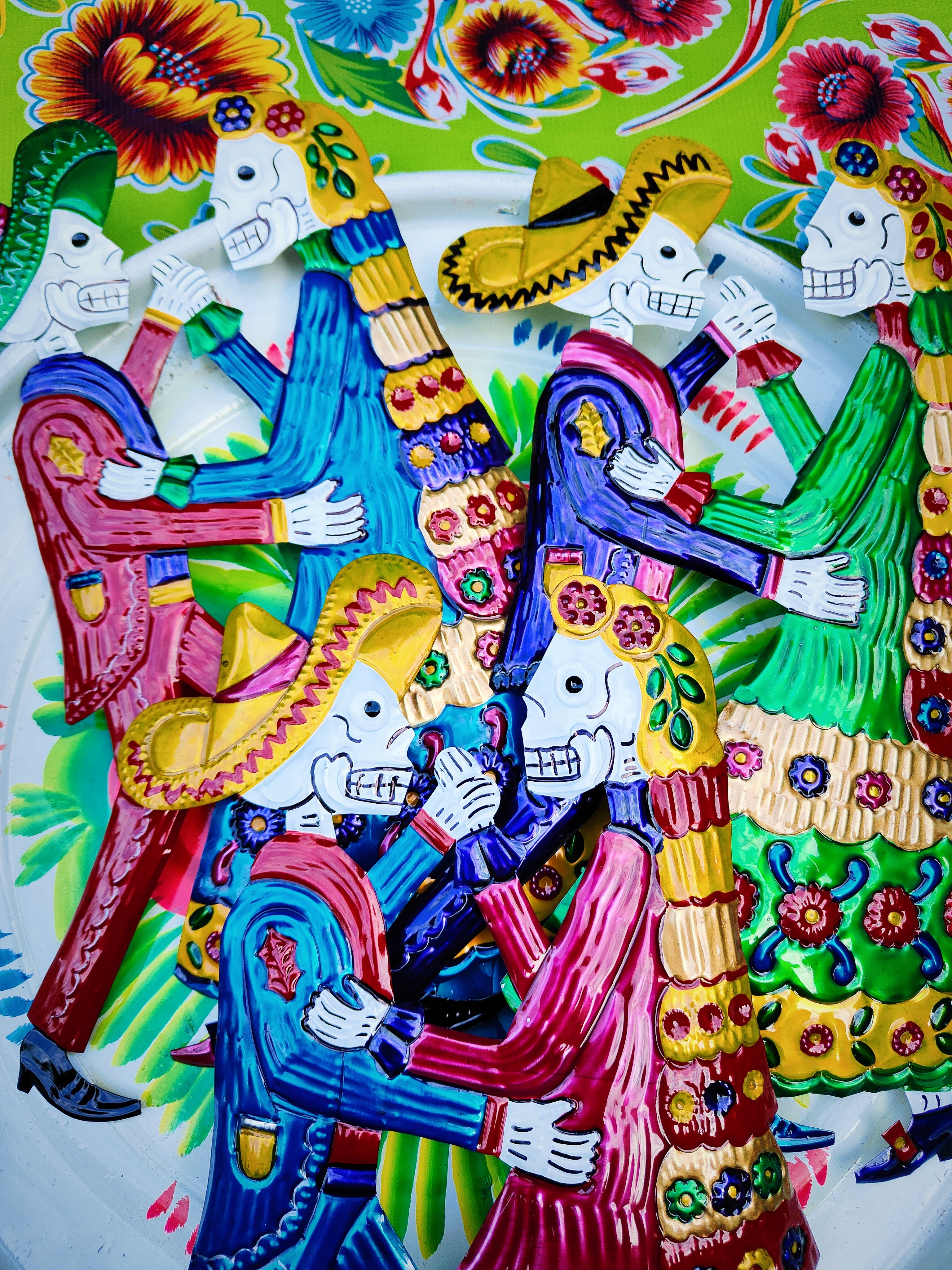 Beautifully painted tin Skeleton couple, made in Oaxaca by Mexican artisans for the Day of the Dead celebrations, gorgeous outfits on them both!! These would make fabulous wedding or anniversary gifts. 

Dimensions 32cm x 21cm

 

Milagros . Day of the dead . Oaxaca