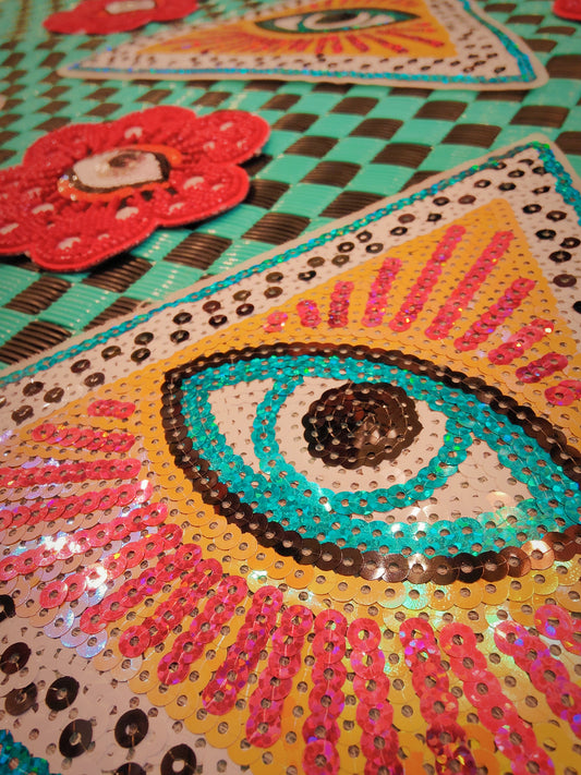  Desperately seeking something to fancy up an item of clothing,bag or cushion? iron/sew on patches!!! Such a fabulous collection of sequinned and beaded eye joy!!

small blue eye 7.5cm x 5cm

floral beaded eye 10.5cm x 10.5cm

Triangle eye 20cm x 23cm

 

