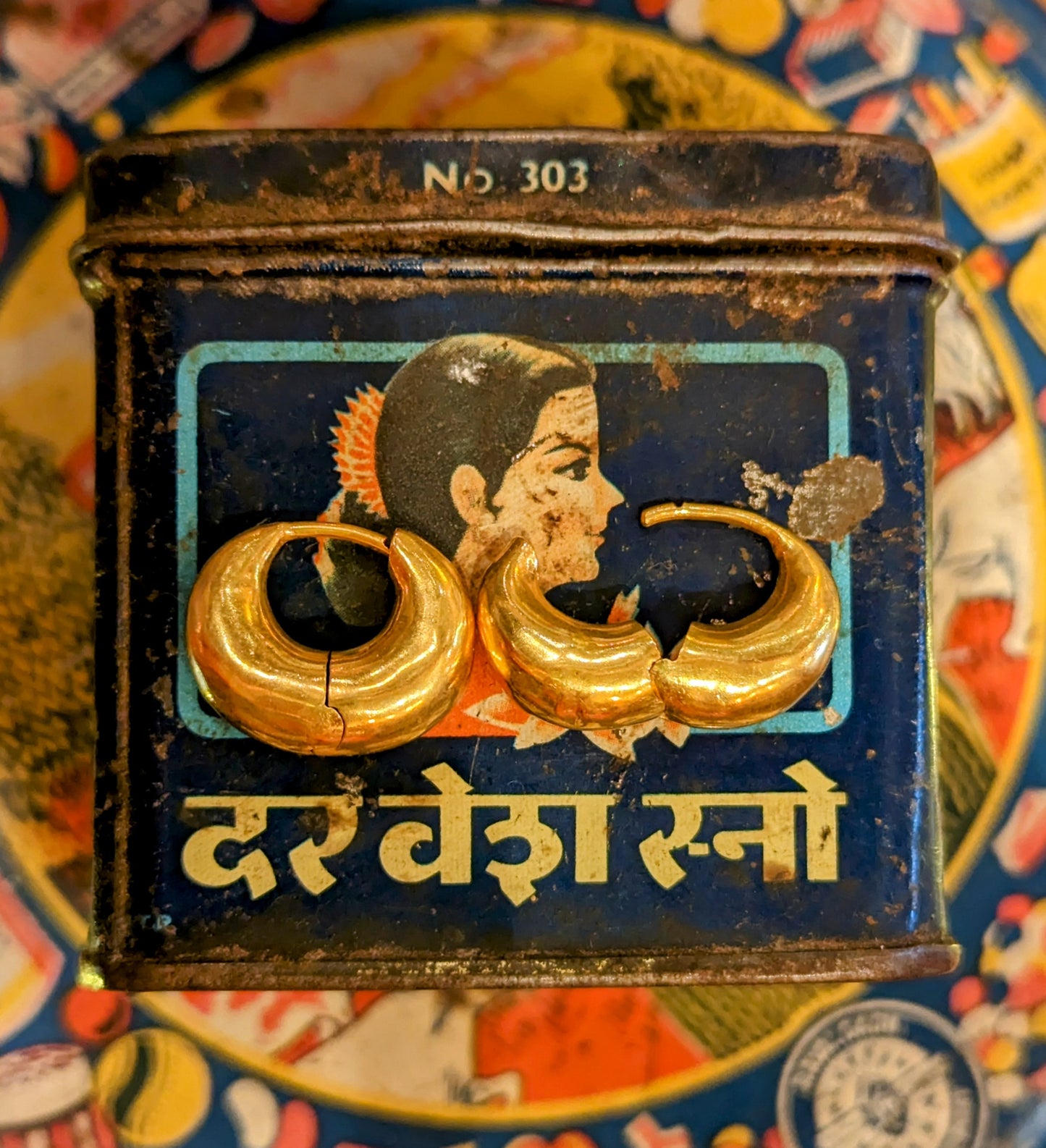 Cashew earrings with gold plate