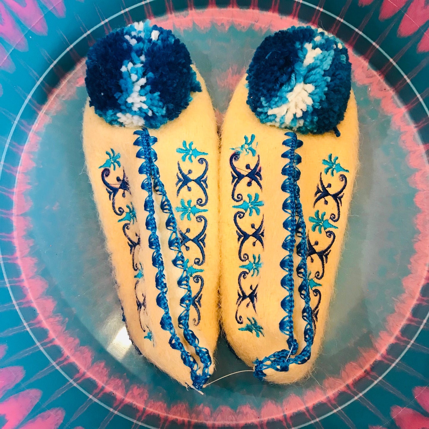 Greek pom pom slippers - size 36